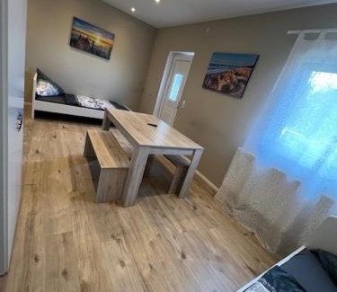 Rodenbach Apartment | Sala Monteur Apartment