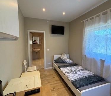 Rodenbach Apartment | Sala Monteur Apartment