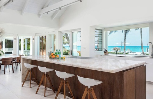Grace Bay Villa | Salacia - Breathtaking luxurious 9 Bedroom Villas