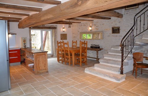 Saint-Ythaire Cottage | Salamander cottage