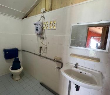 Tioman Island Ski Chalet | SALANG SAYANG RESORT PULAU TIOMAN