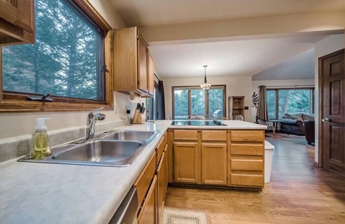 Aspen Brook Cabin | SALE! Cabin near National Park, fishing, river