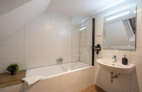 Besigheim Apartment | Sali Homes Übernachten im Kulturdenkmal - Weinort