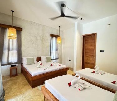 Mkunguni Hotel | Salida Beach
