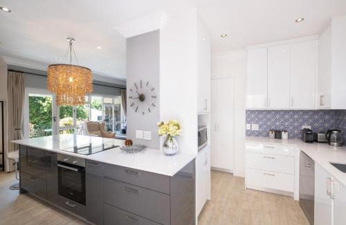 Kenilworth Apartment | Salisbury Quiet Communal Garden