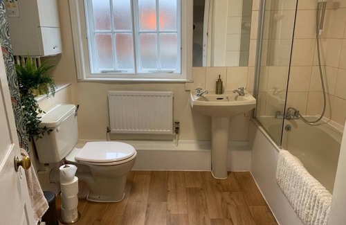 Salisbury House | Salisbury Townhouse