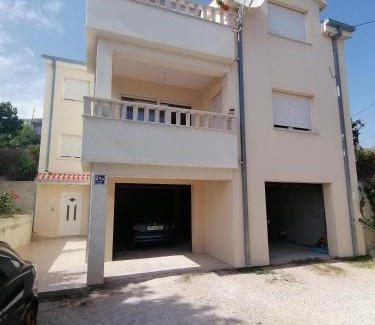 Solin Apartment | Salona Croatia
