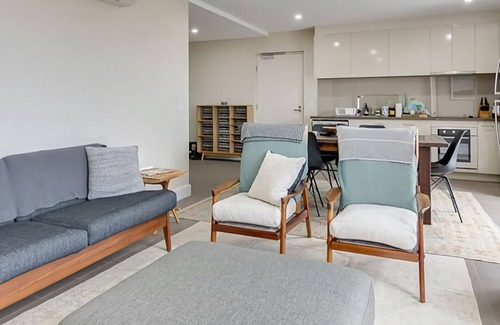 Sorrento Apartment | SALT 5 Sorrento walk to beaches shops cafes and restaurants