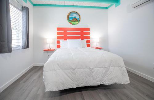 Atlantic Beach Hotel | Salt Air Inn & Suites