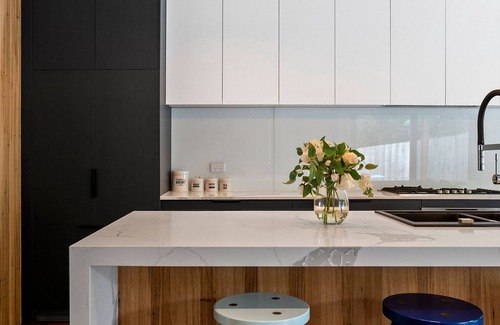 Rye House | SALTWATER POOLSIDE - 8m Heated* Pool, an entertainers delight -BONUS*NIGHTS 2025