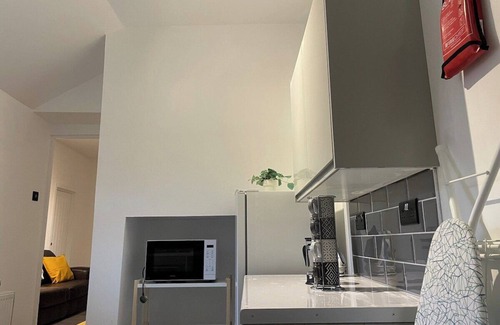 Gateshead Apartment | Saltwell Rd - 4 Bdrm 5 beds Great for contractors