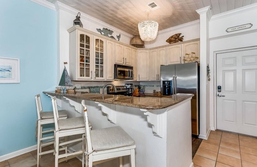 Pensacola Beach Condo | Salty Kisses on the Beach! Early bird discounts for August and September!