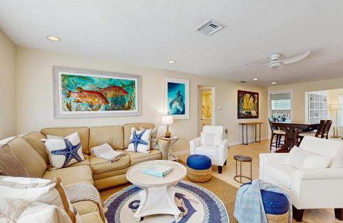 Bokeelia House | Salty Salutations