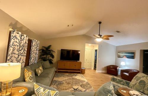 Spring Hill House | Salty Soul