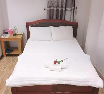 Cam Le Bed & Breakfast | Salyna Motel