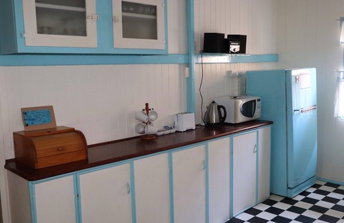 Samford Village House | Samford Cottage Samford Village