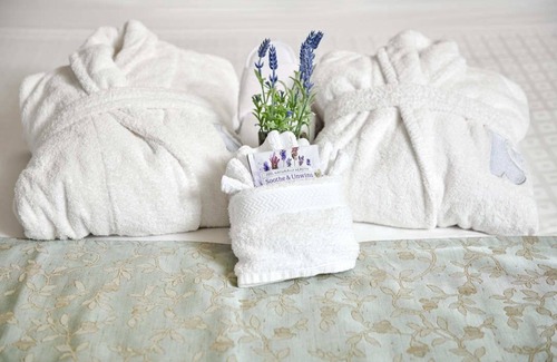 Ashfield-Colborne-Wawanosh Hotel | Samuel's Boutique Hotel