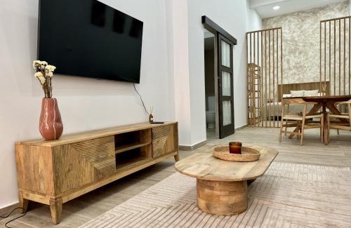 San Anton Apartment | San Anton Loft by United Renters