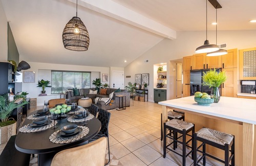 Ocean View Hills House | San Diego * Jacuzzi * Backyard Paradise