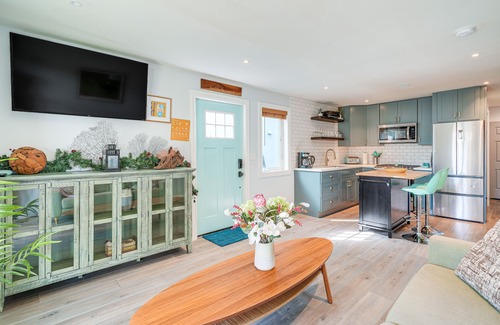 St. Mary's Apartment | San Francisco Retreat w/Lovely Yard & BBQ Grill!