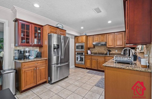 Northeast Heights House | San Gabriel Stunner - An Irvie Home