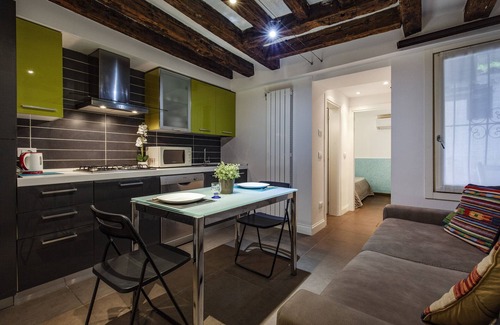 Santa Croce Apartment | San Giacomo Apartment by Wonderful Italy
