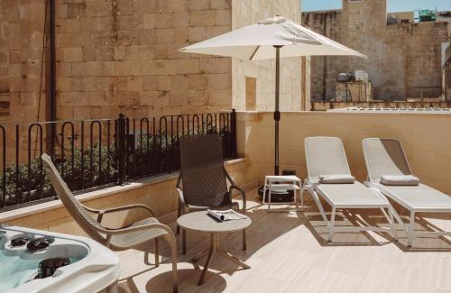 Valletta Hotel | San Karlu