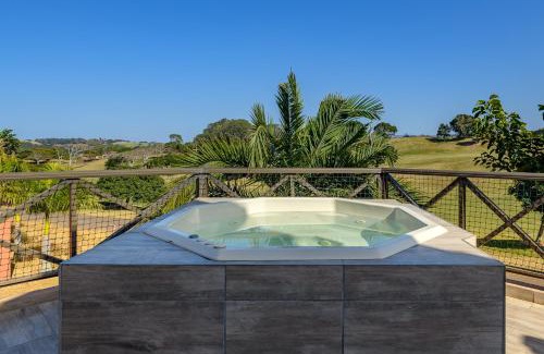 San Lameer Apartment | San Lameer Villa - 14014 - 5 Bedroom Luxury - 10 pax - San Lameer Rental Agency