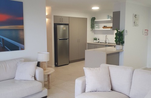 Marcoola Apartment | San Marino By The Sea Apartments