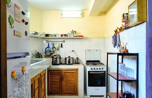 Centro Havana Bed & Breakfast | San Nicolas 215