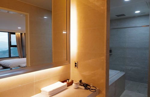 Sancheong Hotel | Sancheong Korean Medicine Family Hotel