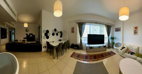 Dubai Marina House | Sanciel Holiday Home JBR ladies