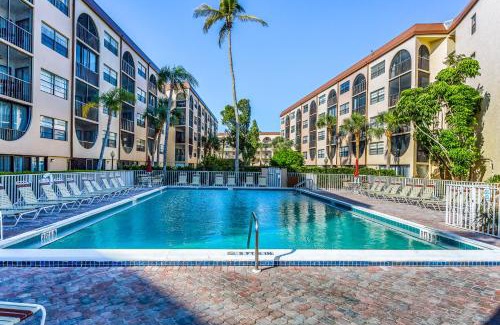 Marco Island Apartment | Sand Dollar