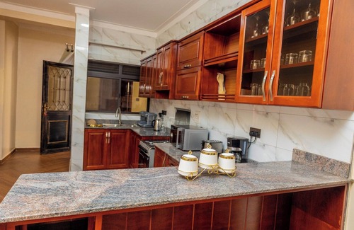 Entebbe House | Sand Grains Residence 009