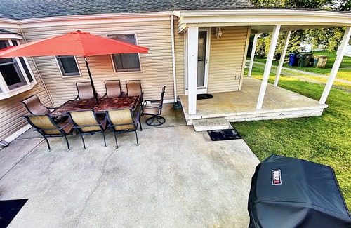 A-Zone Cottage | ⛱ Sand Ranch-Family-Dogs OK- Walk 2 Playground/Town