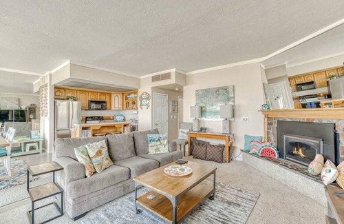 Seaside Condo | Sand & Sea (302) Wave Watcher - Beachfront Balcony