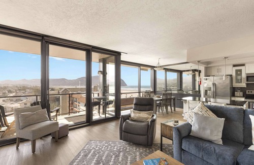 Seaside Condo | Sand & Sea (614) Tillamook Vista – Top-Floor Lux