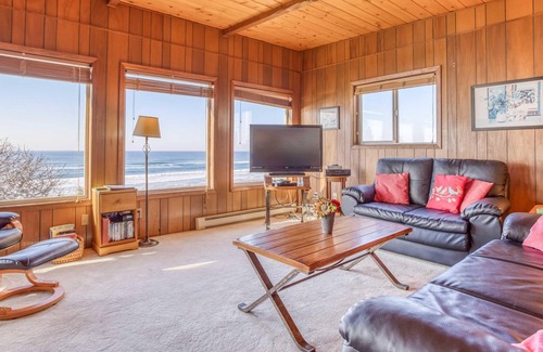 Seal Rock House | Sandalwood