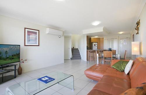 Labrador Apartment | Sandcastles On The Broadwater