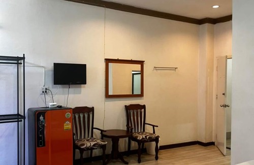 Downtown Hat Yai Hotel | Sandee Room