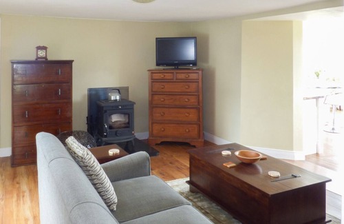 Tacumshane House | SANDERLING LODGE, pet friendly in Tacumshane, County Wexford