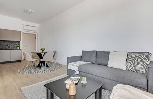Limassol Apartment | Sanders Crystal 2 - Cute 1-Bdr Apt w Shared Pool