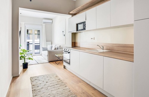 Neapoli-Sykies Apartment | Sanders New Town - Gorgeous 1-bdr Apt w Balcony
