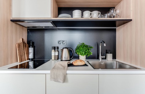 Piraeus Apartment | Sanders Port - Warm Studio Near Piraeus Port