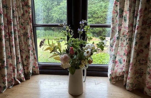 Axminster Cottage | Sandford Cottage 5 Star Holiday Retreat