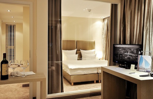 Zentrum Hotel | SANDglow