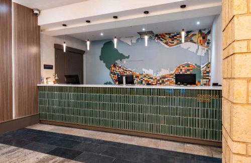 Davie Village Hotel | Sandman Suites Vancouver on Davie