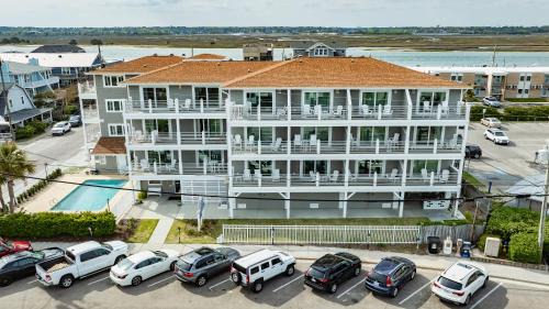 South End Hotel | Sandpeddler Inn and Suites