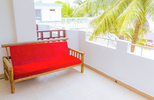 Pwani Mchangani House | sands inn hotel