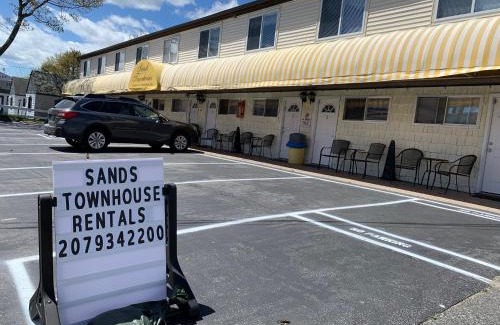 Old Orchard Beach Apartment | Sands Townhouses